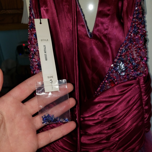Prom dress - Picture 2 of 6
